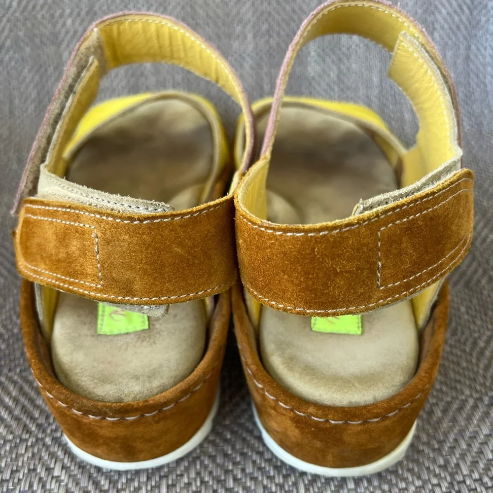 Materia Prima by Goffredo Fantini Designer Capri Suede Sandal Multi Color SZ 10